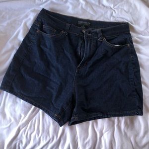 High waisted, Forever 21 short